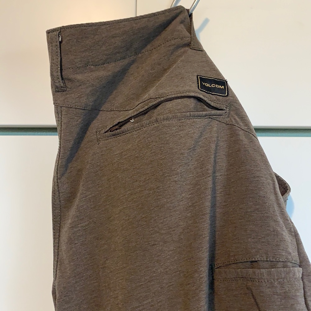 Volcom shorts
